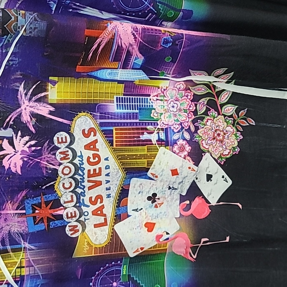 One World Las Vegas Graphic Tunic - Picture 2 of 6